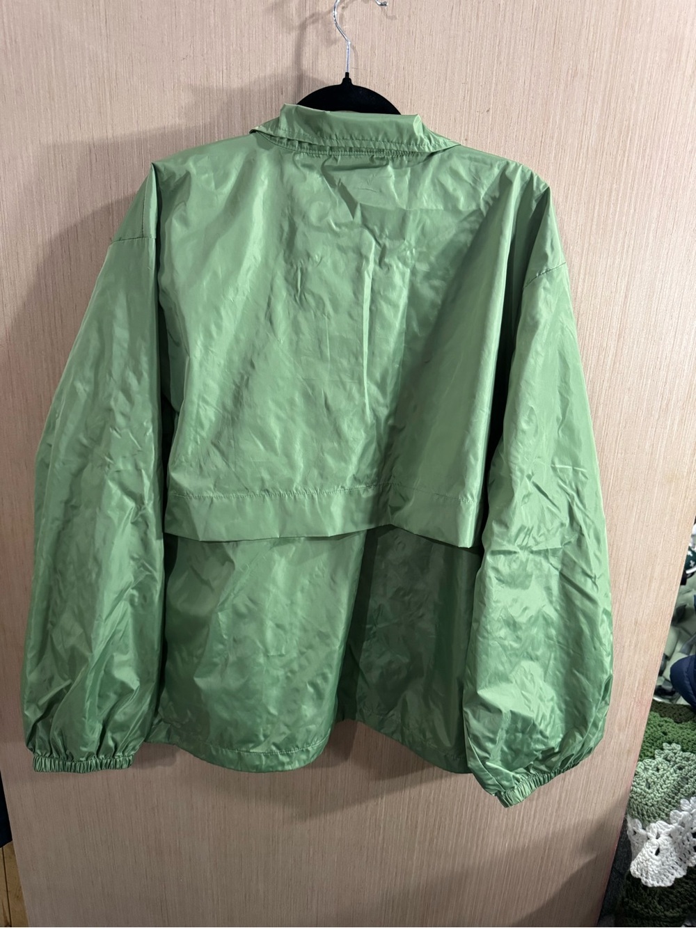 Bala Jacket Green Lightweight Casual Athleisure Women’s Plus Size - Picture 5 of 6